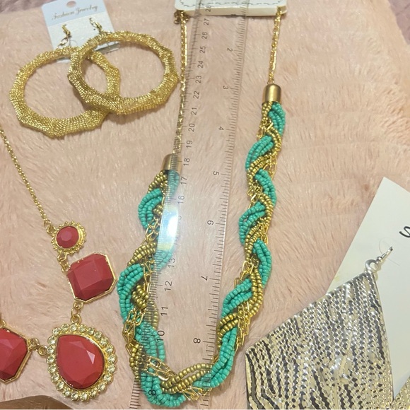 Jewelry Bundle #1 - Picture 9 of 11